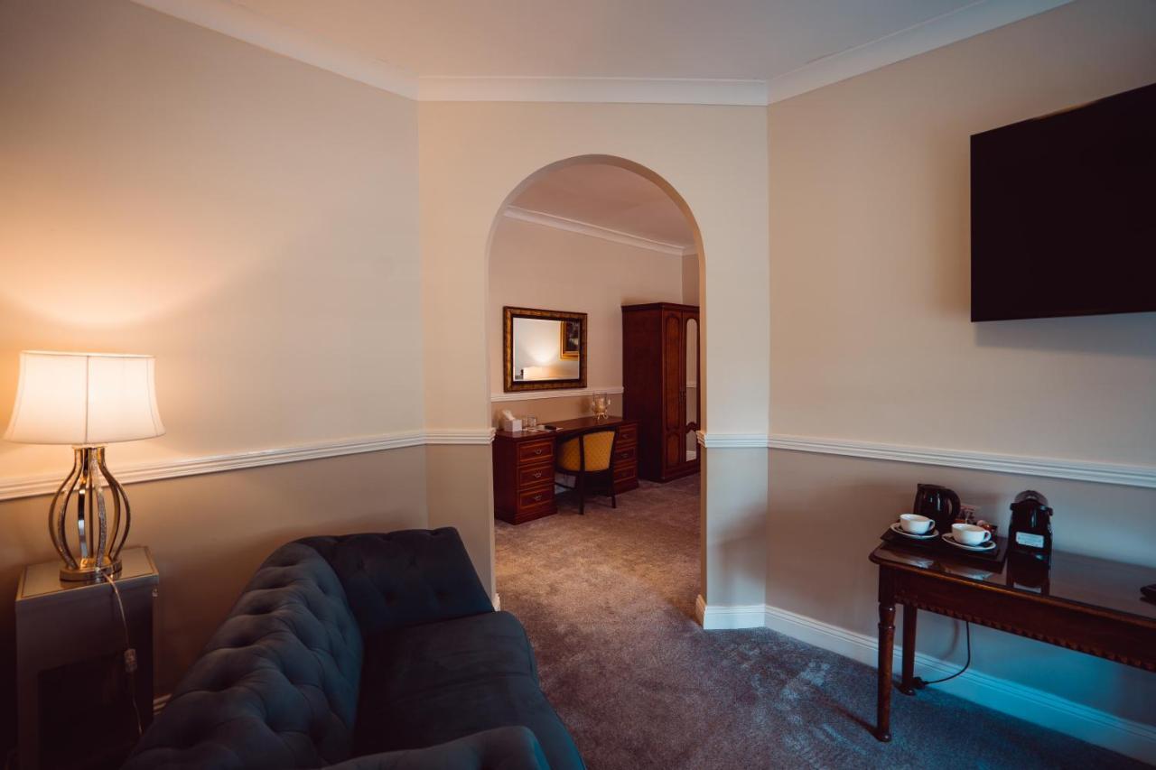 Greenway Manor Hotel Ballyduff  ภายนอก รูปภาพ